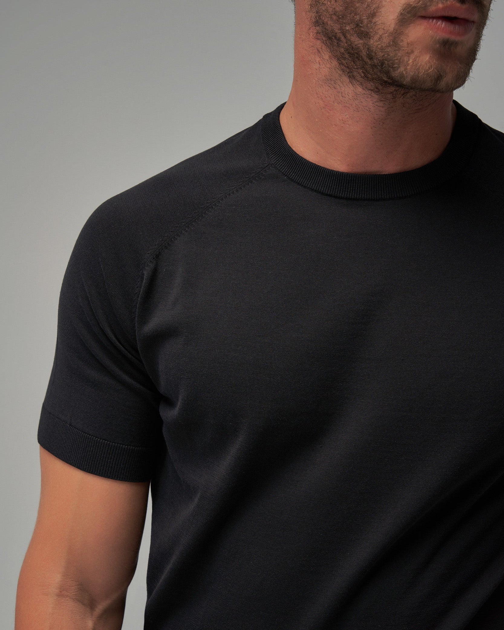 Raglan Sleeve T-Shirt - Black - Brent Wilson