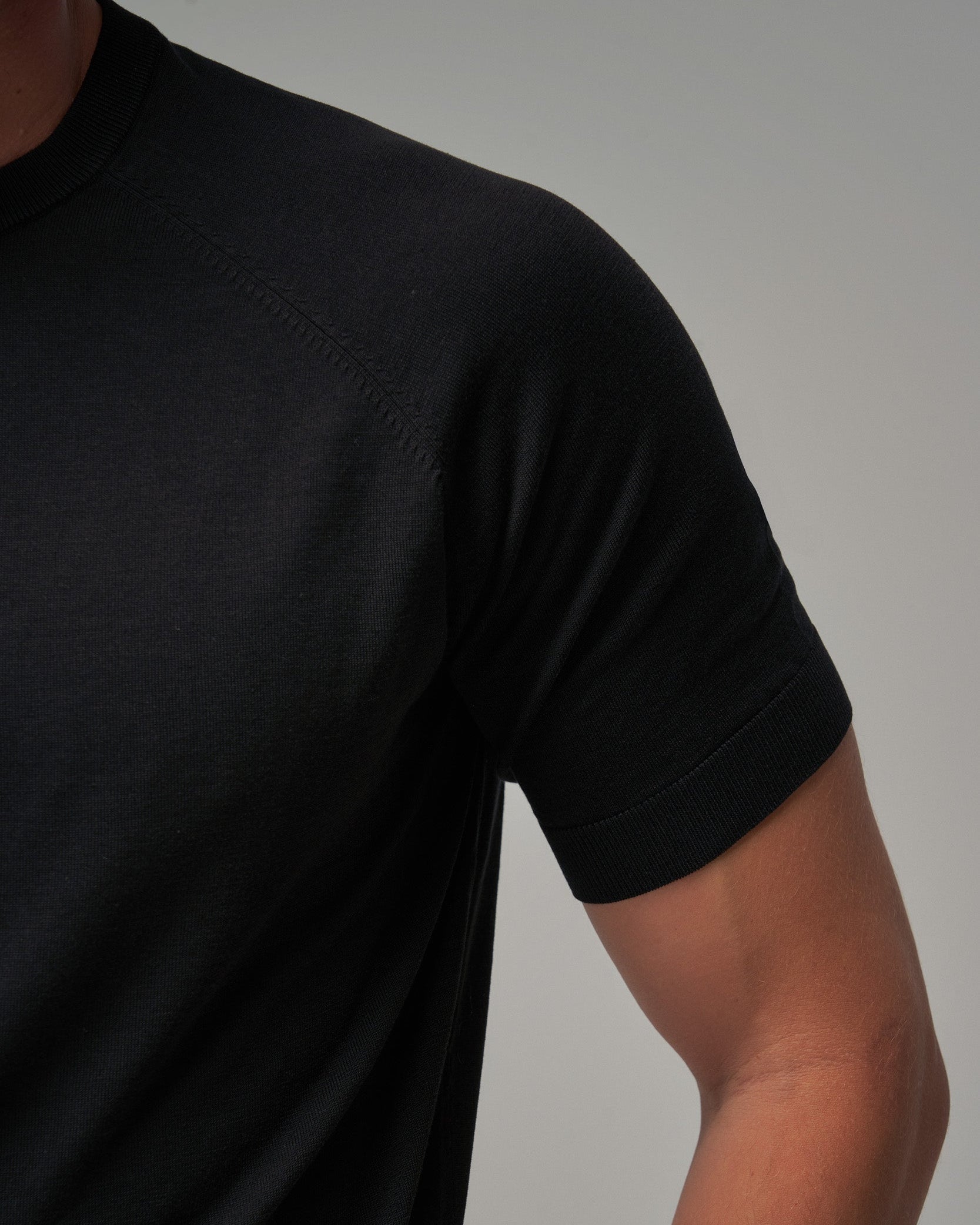 Raglan Sleeve T-Shirt - Black - Brent Wilson